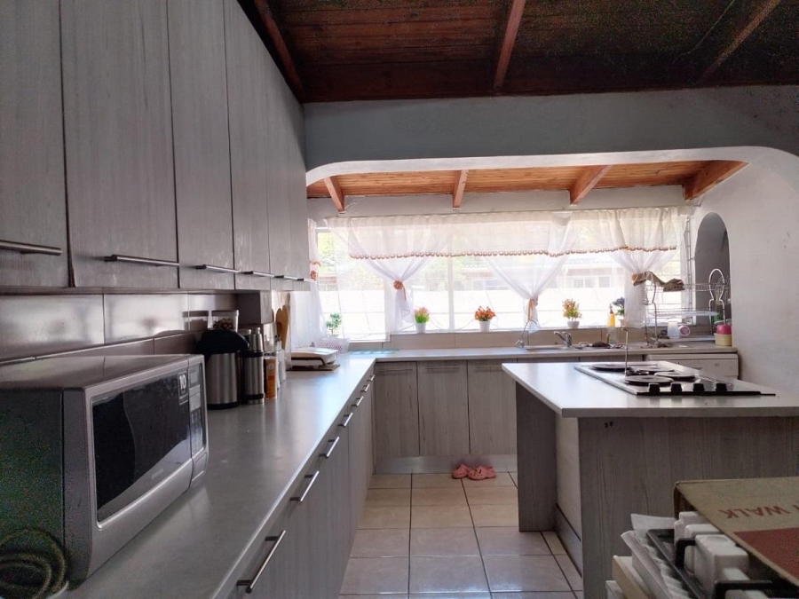 5 Bedroom Property for Sale in Sasolburg Free State